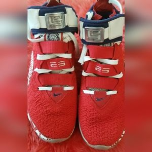 Lebron James Graffiti Remix Youth Shoes